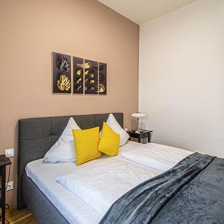 Stylish Apartment In Prague Best Gastronomic Area Экстерьер фото