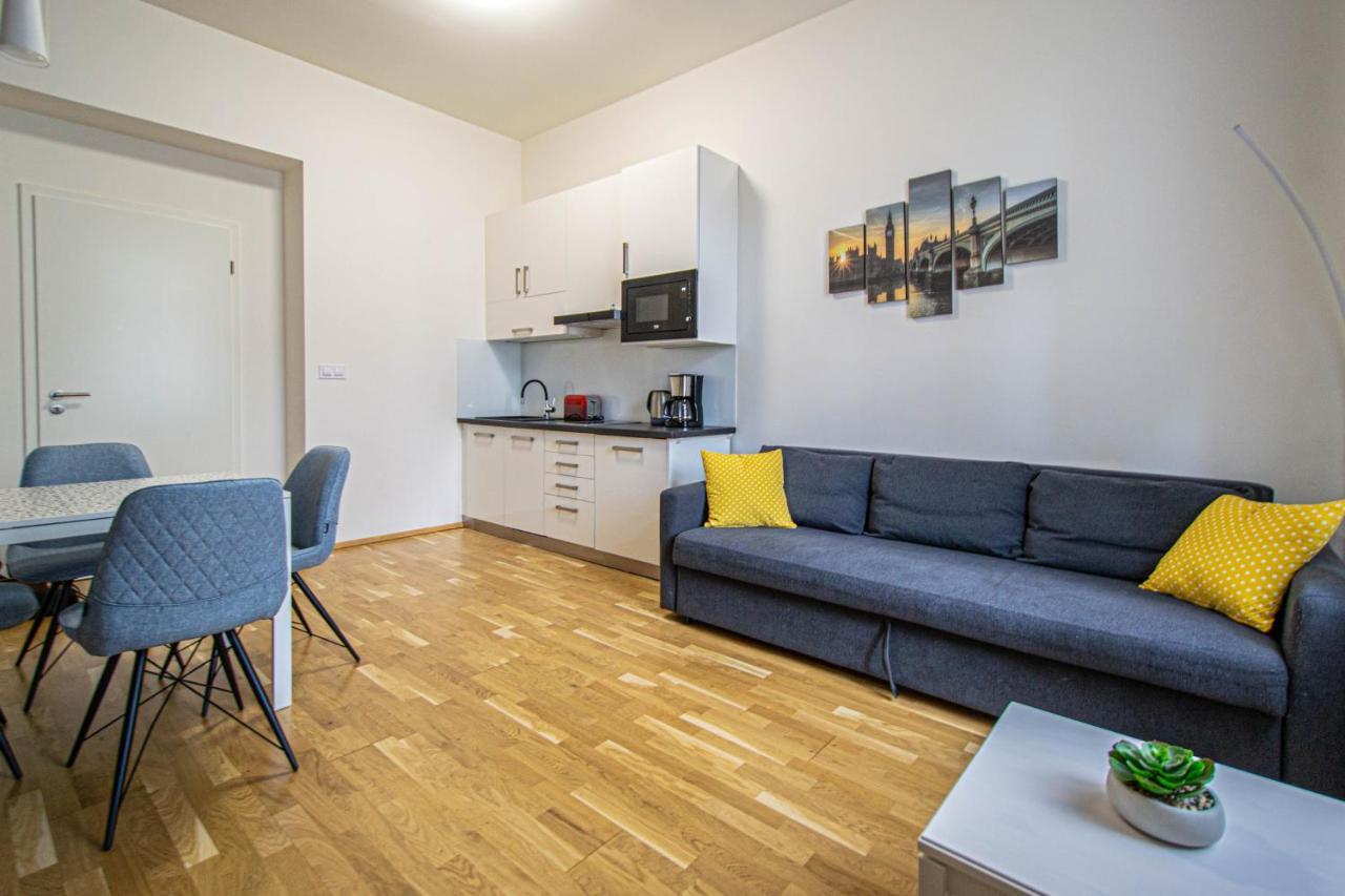 Stylish Apartment In Prague Best Gastronomic Area Экстерьер фото